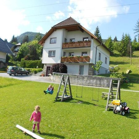 Апартаменты Haus Moni Маутерндорф Экстерьер фото